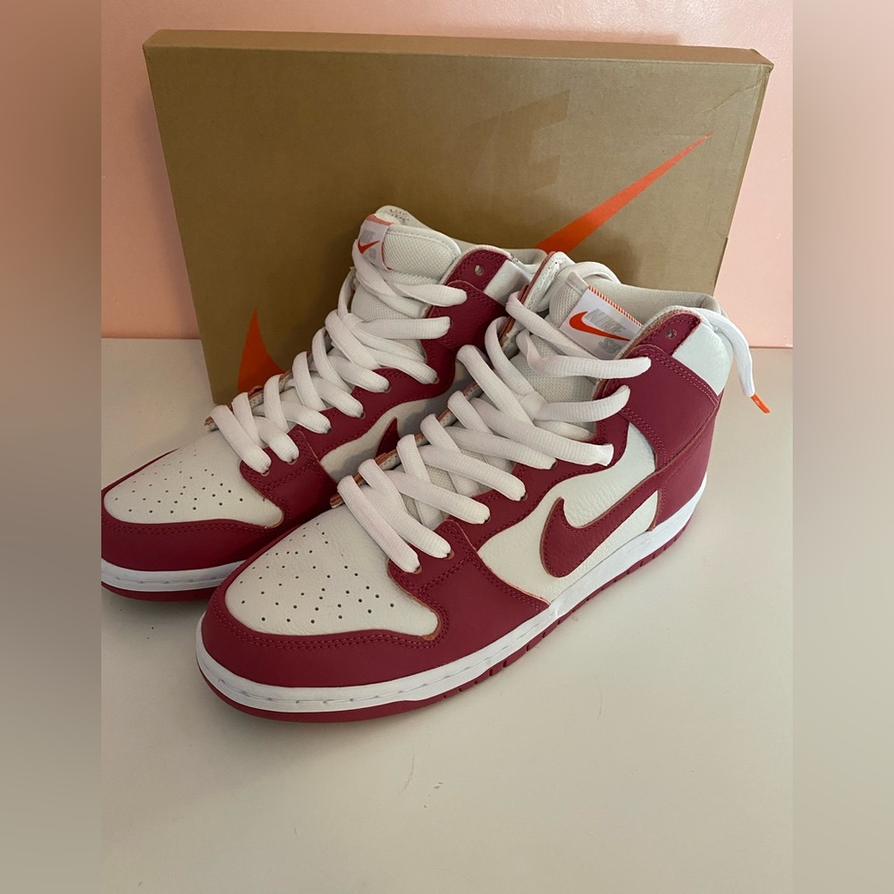 Nike SB dunk high ISO “sweet beet.”